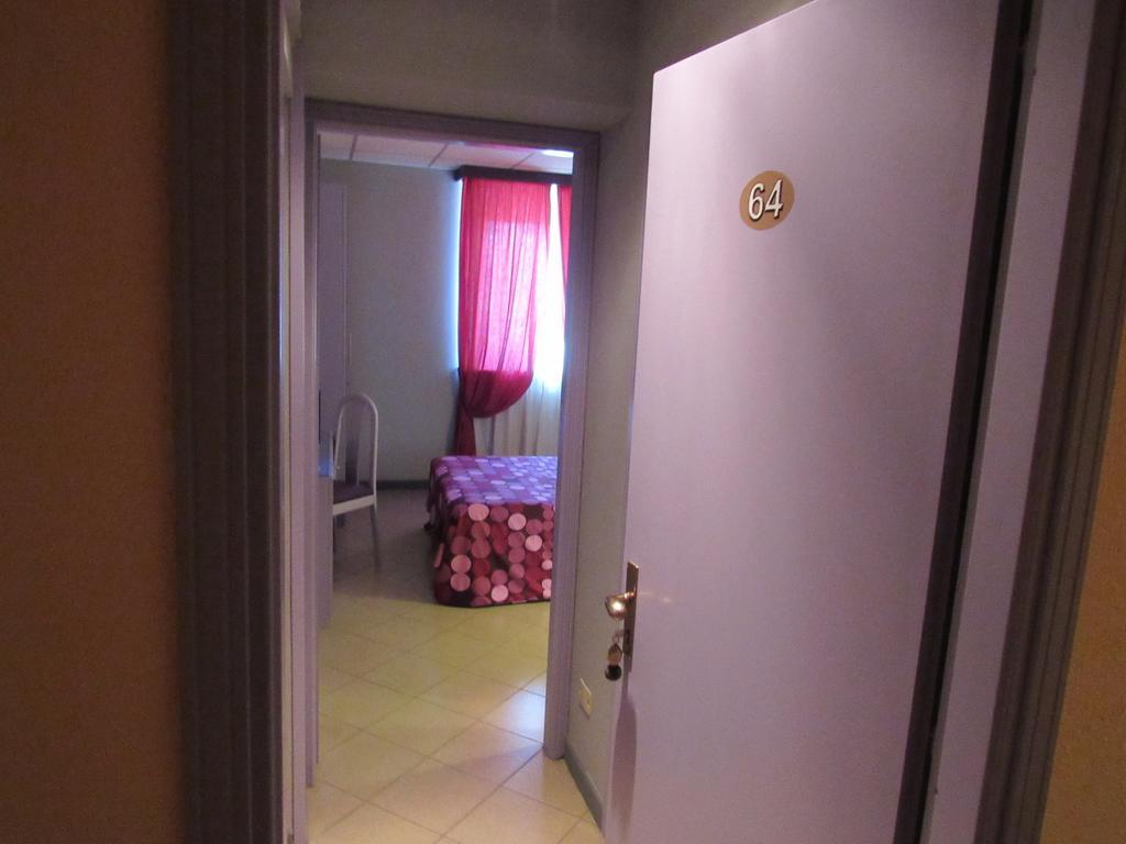 Hotel Elite San Mauro Torinese Habitación foto