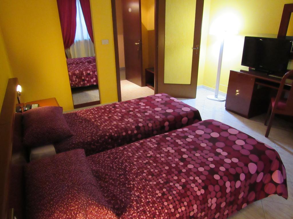 Hotel Elite San Mauro Torinese Habitación foto